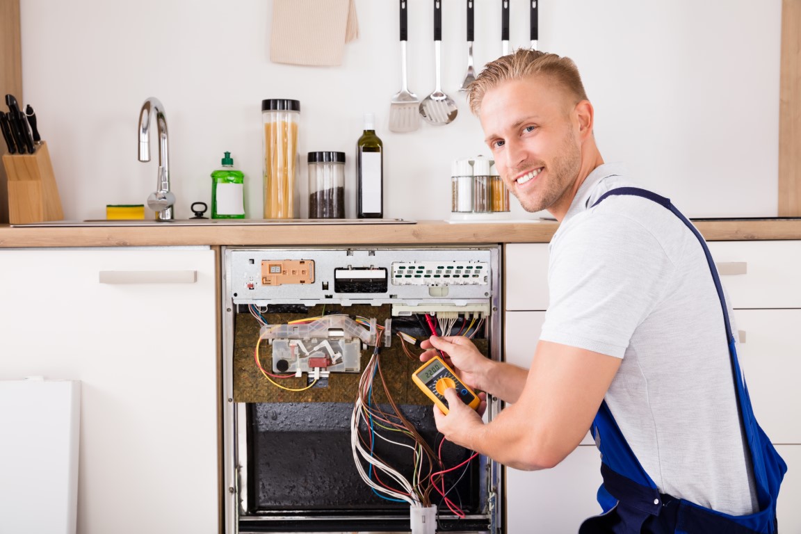 Reparación de Electrodomésticos Maytag: Fuente el Saz Profesional